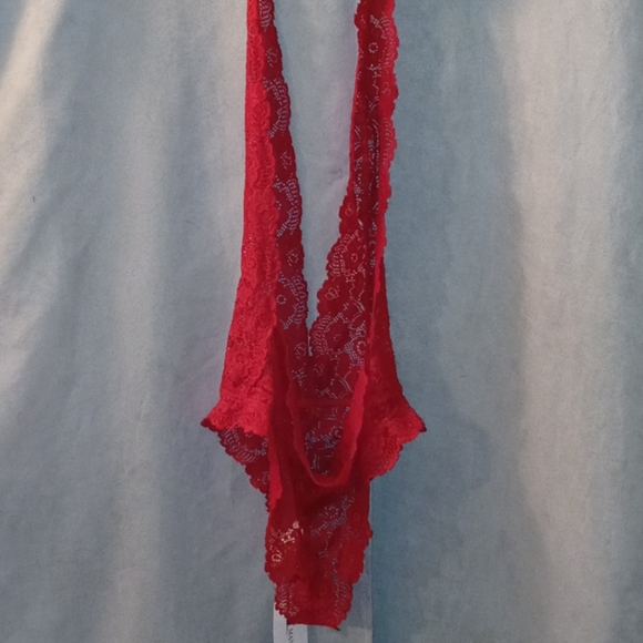 Mancyfit deep plunge red lace halter bodysuit - Picture 2 of 4